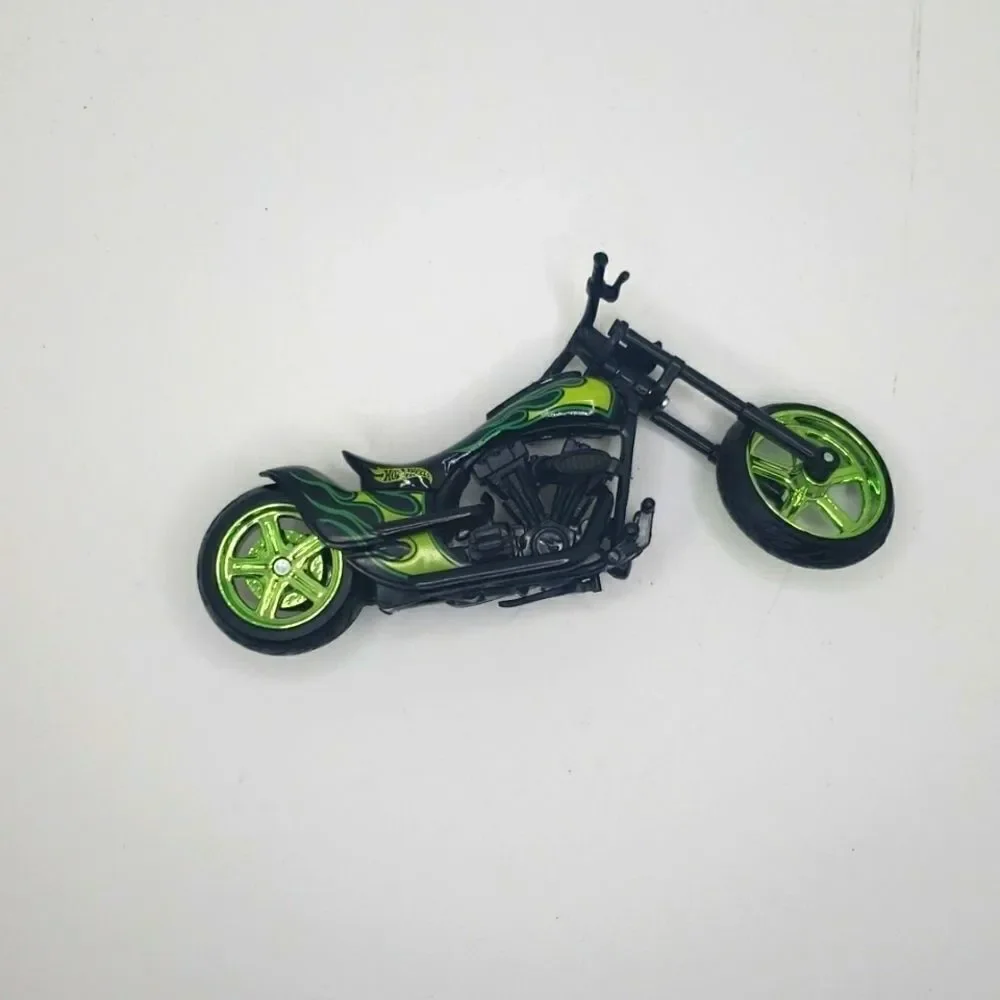 𝅺twin flame hot wheels motorcycle hotrod toy